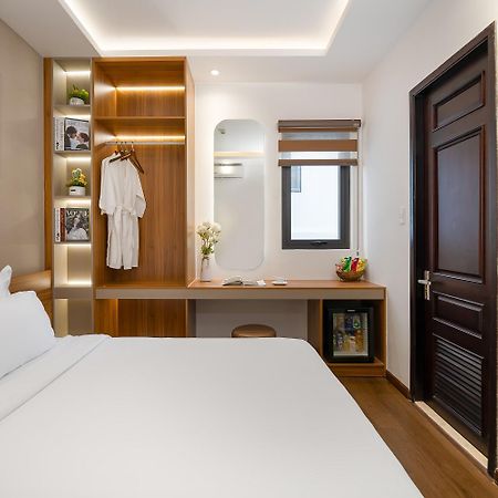 Duong Gia Hotel Dn By - Bay Luxury Đà Nẵng Exterior foto